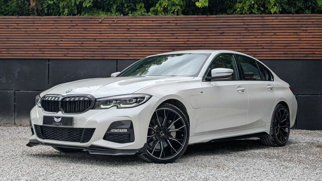 BMW 3 Series 2021 2.0 330E 12Kwh M Sport Saloon Plug AJ71DFV White #2