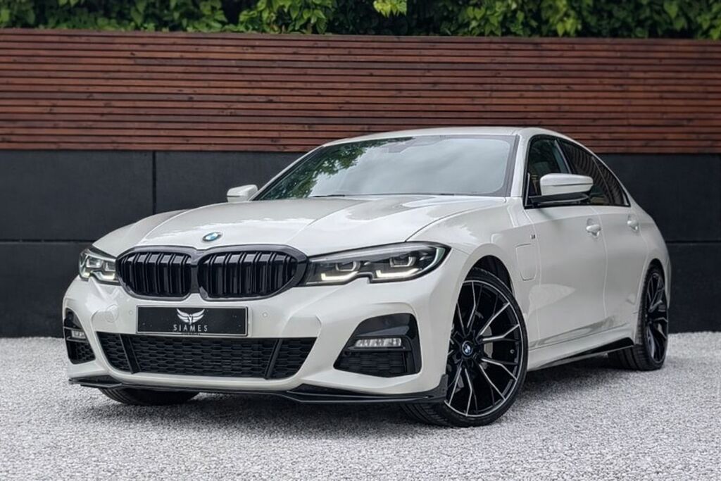 BMW 3 Series 2021 2.0 330E 12Kwh M Sport Saloon Plug White