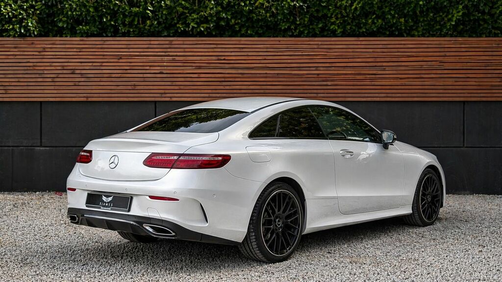 Mercedes-Benz E Class 2021 2.0 E220d Amg Line Premium Plus Coupe D YF70BKL White #6