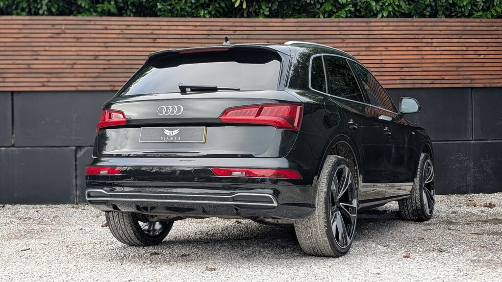Audi Q5 2019 2.0 Tdi 40 S Line Suv S Tronic Qua DE69GPY Black #6