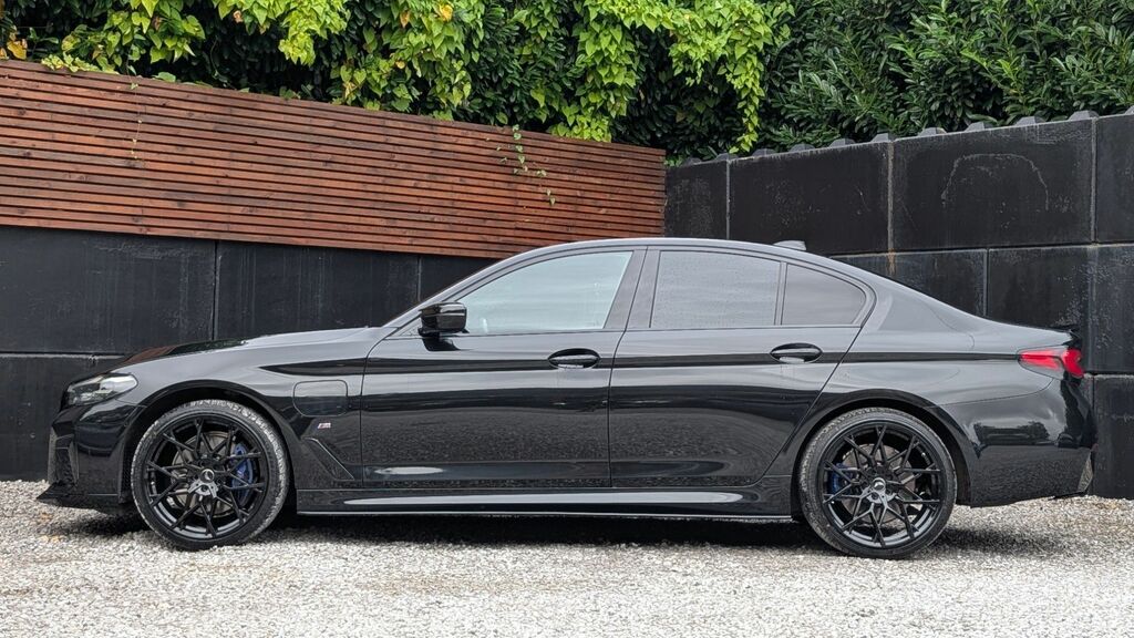 BMW 5 Series 2021 2.0 520D Mht M Sport Saloon Hybrid LC71KHH Black #5