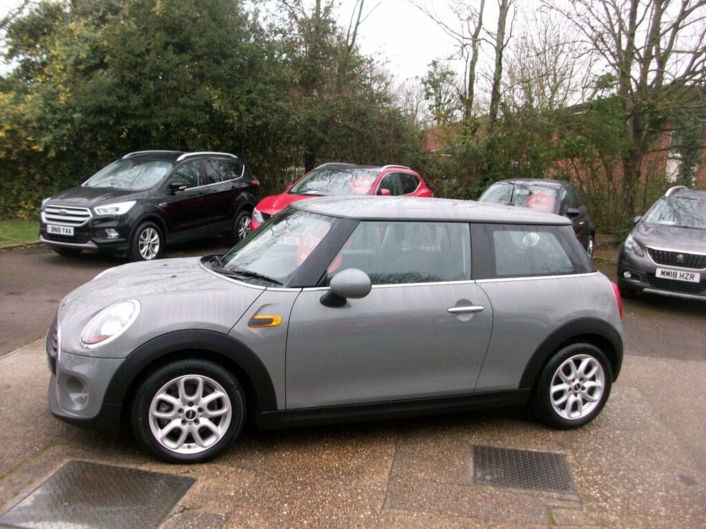 Mini Hatch 1.5 Cooper Euro 6 Ss HJ67ZGF Grey #2