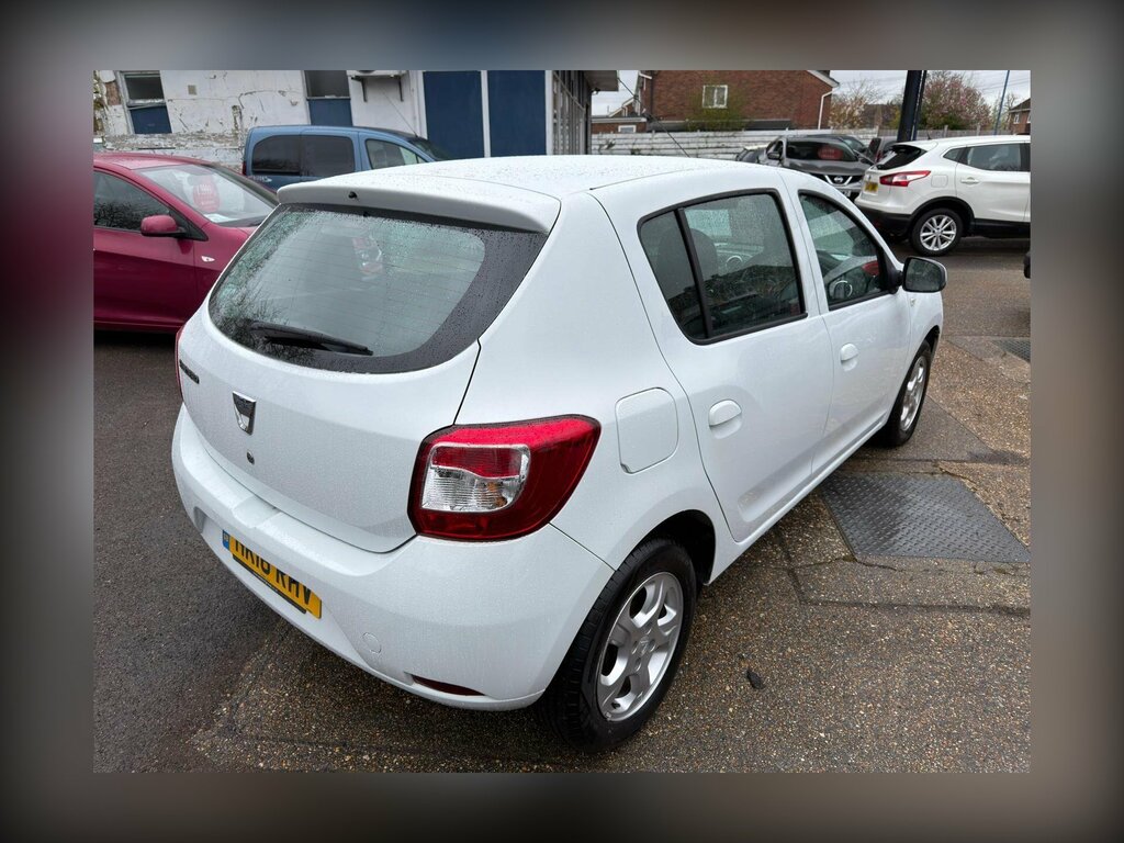 Dacia Sandero 1.5 Dci Laureate Euro 6 Ss White #5