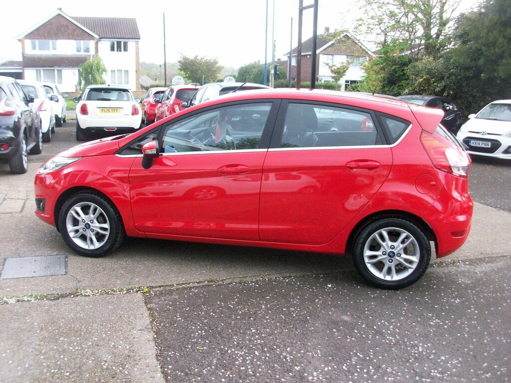 Ford Fiesta 1.25 Zetec Euro 6 HV66KZT Red #4