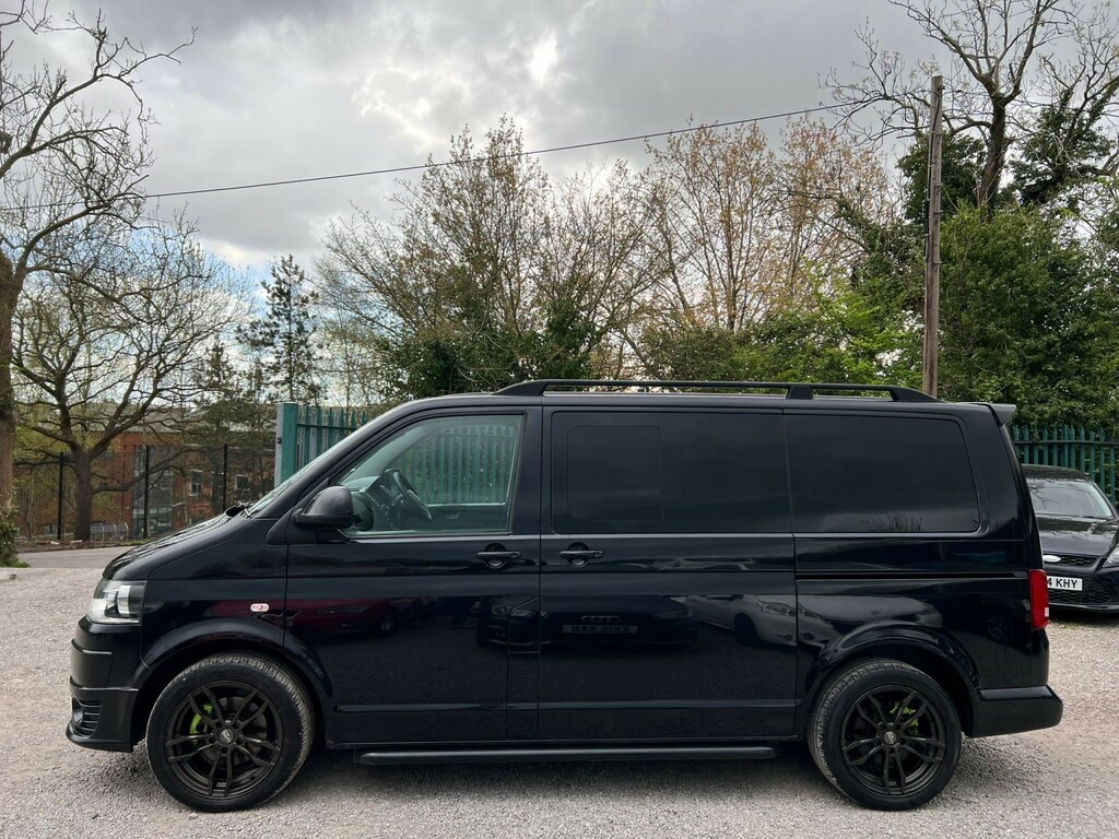Volkswagen Transporter Shuttle 2.0 T30 Tdi Shuttle Se 140 Bhp Black #4