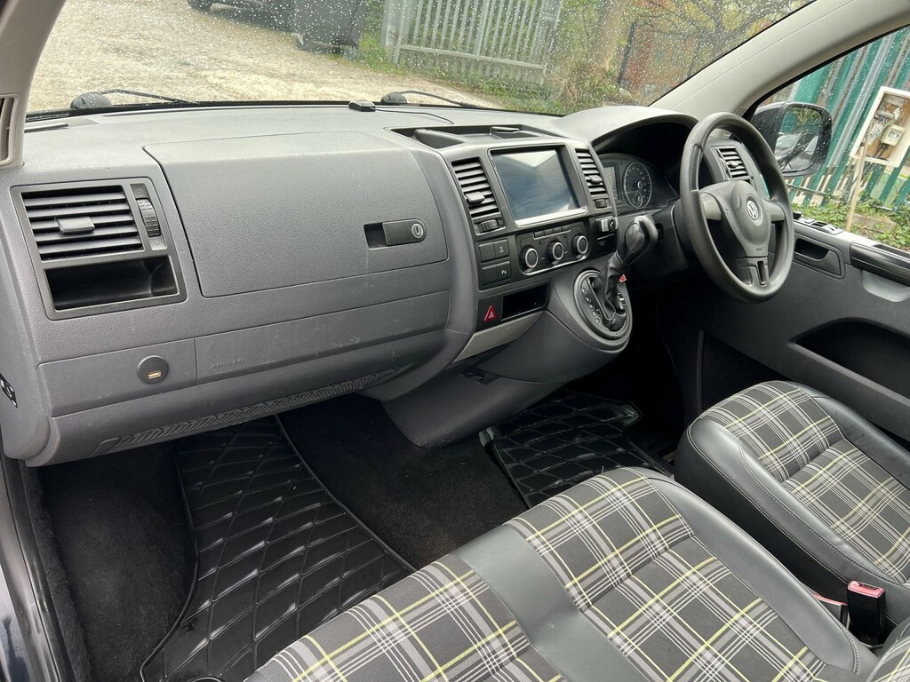 Volkswagen Transporter Shuttle 2.0 T30 Tdi Shuttle Se 140 Bhp Black #19