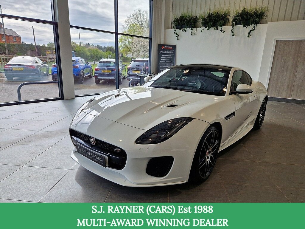Jaguar F-Type V6 Chequered Flag White
