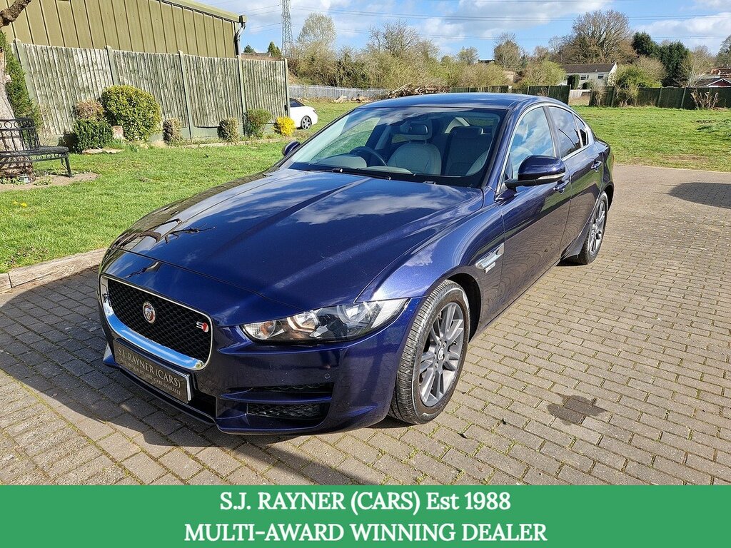 Jaguar XE Gtdi Prestige Blue