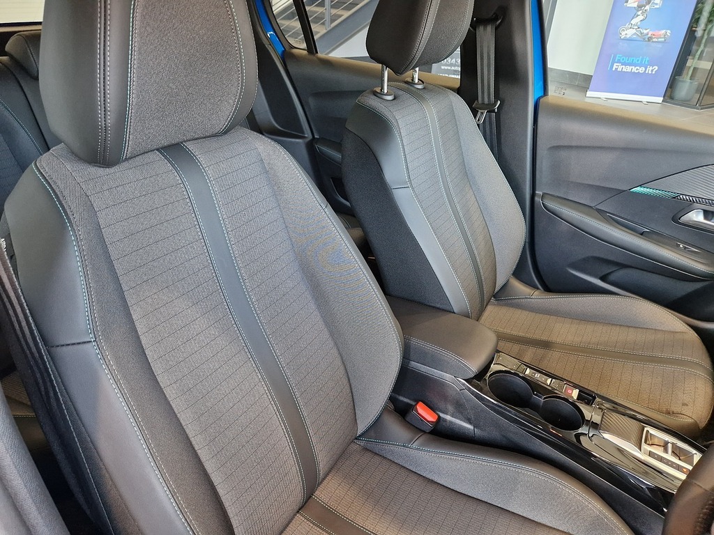 Peugeot 208 Puretech Allure Premium BN73PVK Blue #4