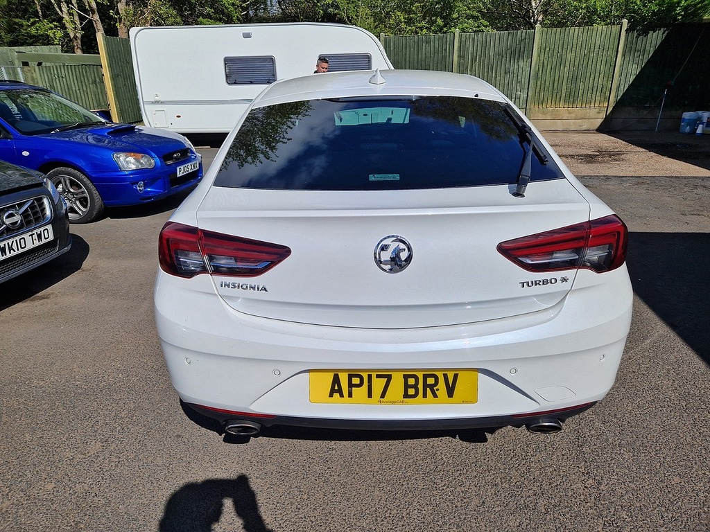 Vauxhall Insignia I Turbo Elite Nav AP17BRV White #6