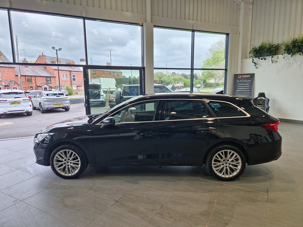 Seat Leon Etsi Mhev Xcellence CU71ONL Black #2