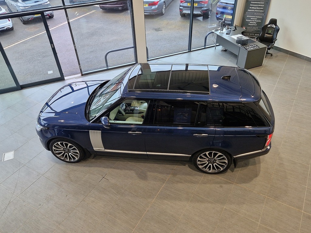 Land Rover Range Rover Sd V8 LR19HSE Blue #4