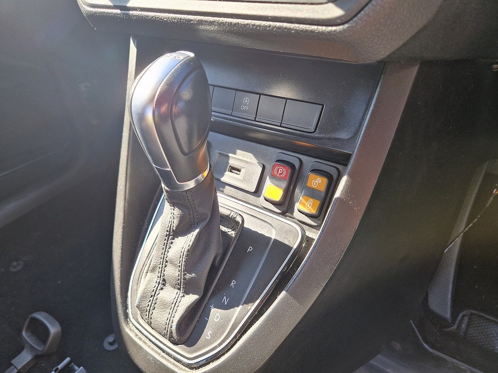 Volkswagen Caddy Life Tdi Yellow #6