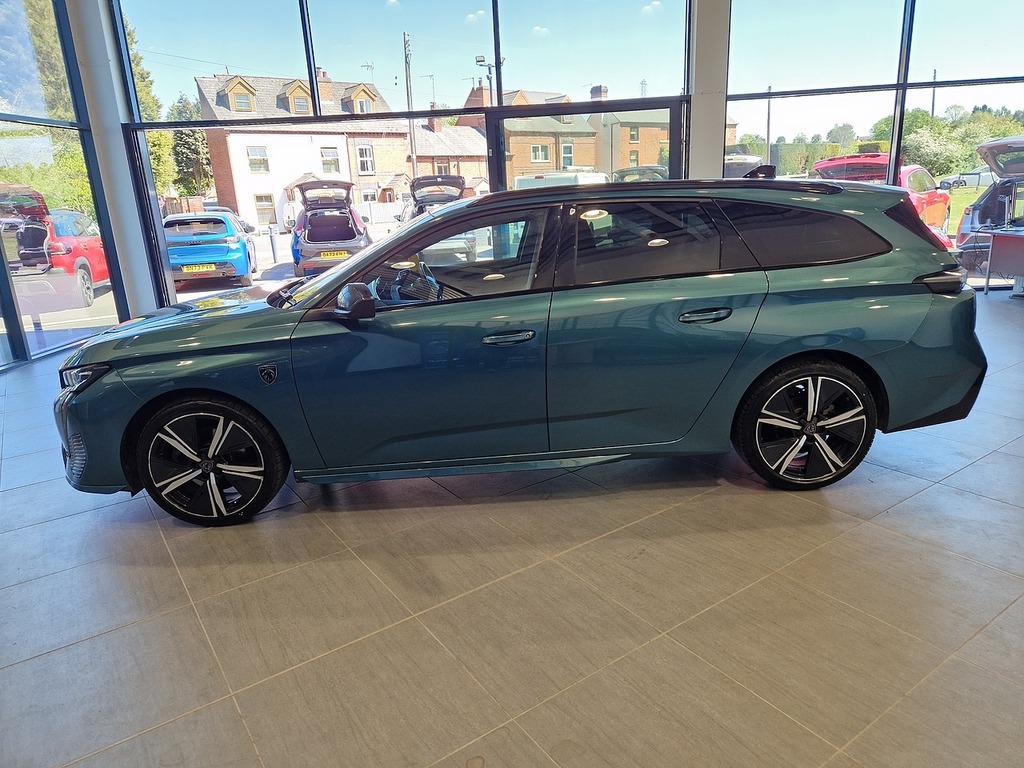 Peugeot 308 SW Puretech Gt EO72CFX Blue #2