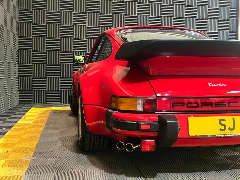 Porsche 911 3.3L Beige #18