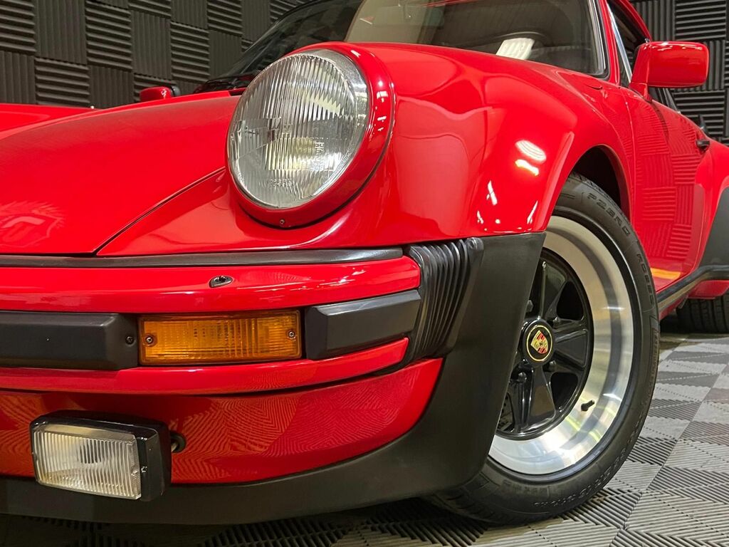 Porsche 911 3.3L Beige #28