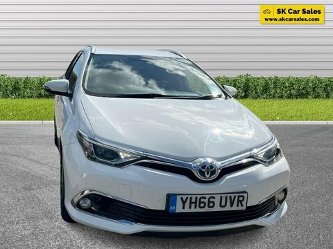 Toyota Auris 1.8 Vvt-h Excel YH66UVR #2