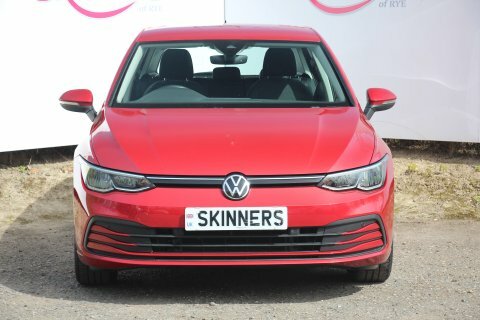 Volkswagen Golf Life Tsi GL22GEK Red #2