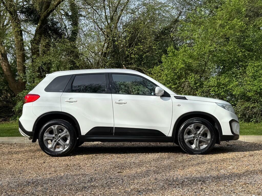 Suzuki Vitara 1.6 Sz-t Euro 6 Ss White