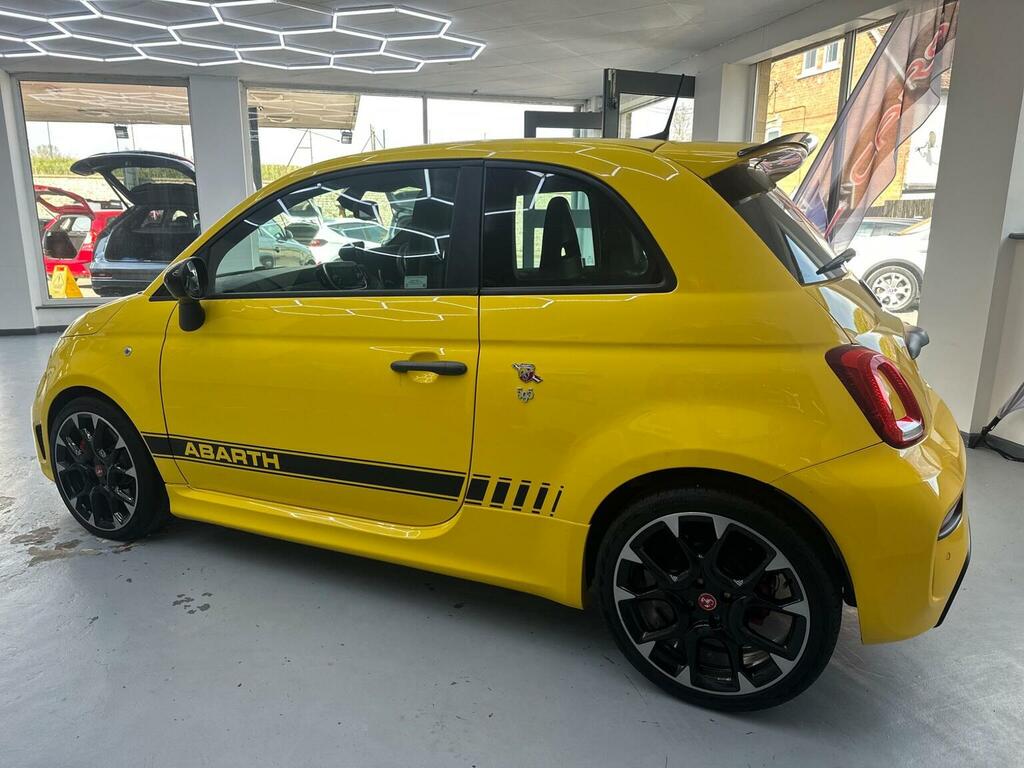Abarth 595 Hatchback 1.4 T-jet Competizione Euro 6 2017 XXI646 Yellow #3
