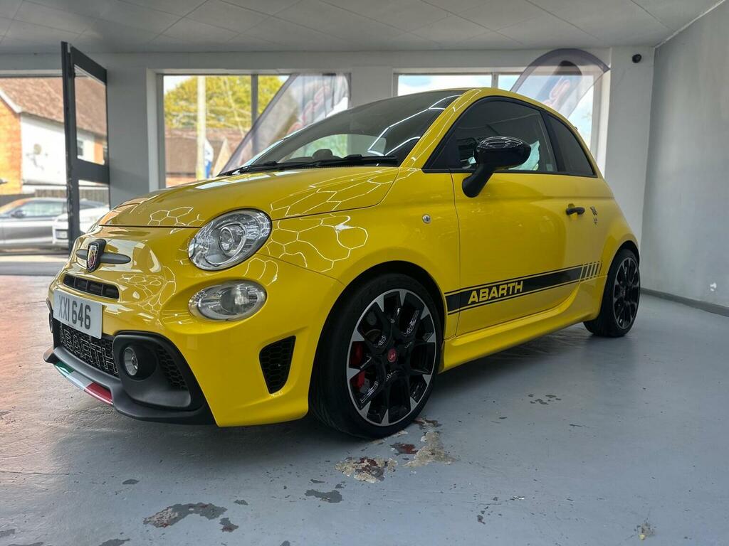 Abarth 595 Hatchback 1.4 T-jet Competizione Euro 6 2017 Yellow