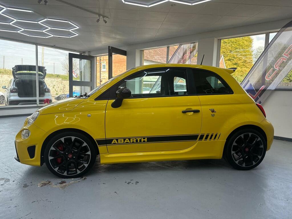 Abarth 595 Hatchback 1.4 T-jet Competizione Euro 6 2017 XXI646 Yellow #2