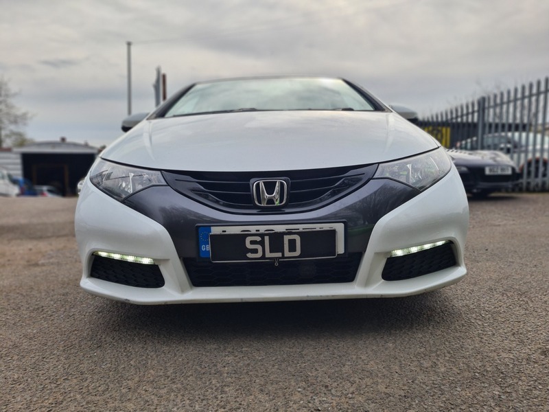 Honda Civic I-vtec Ti LO13EFV White #2