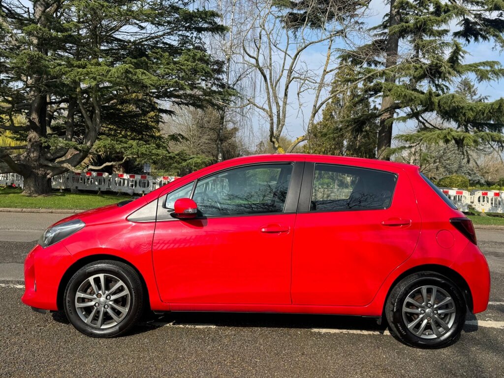 Toyota Yaris 1.33 Dual Vvt-i Icon Euro 5 Euro 5 NU64WWR Red #5