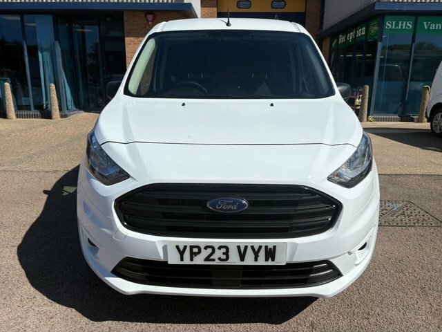 Seat Trend L1 1.5 220 YP23VYW White #2