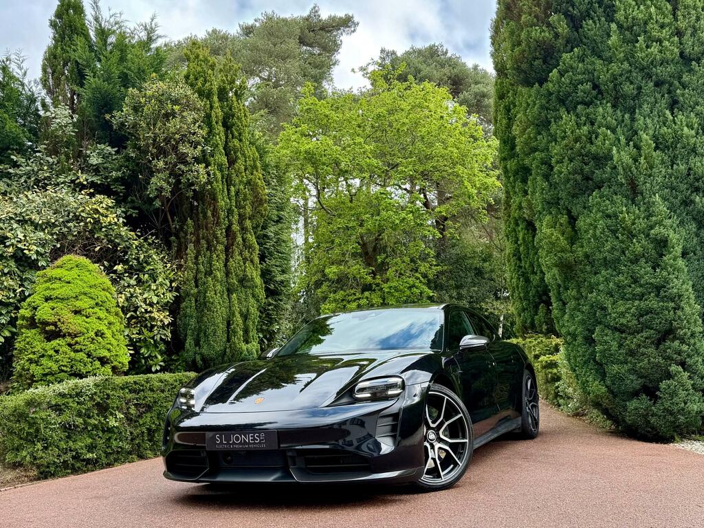 Porsche Taycan 4S Sport Turismo Huge Specification Sport Chrono P Black #3