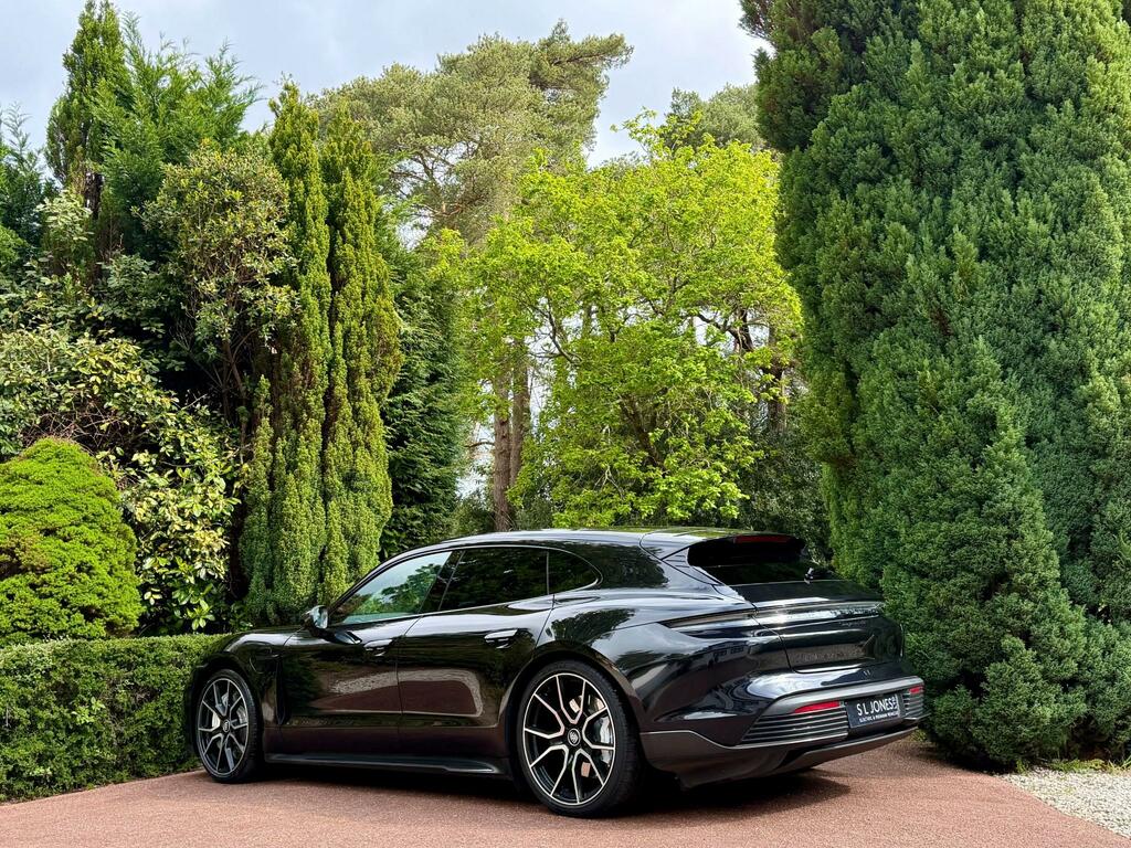 Porsche Taycan 4S Sport Turismo Huge Specification Sport Chrono P Black #6