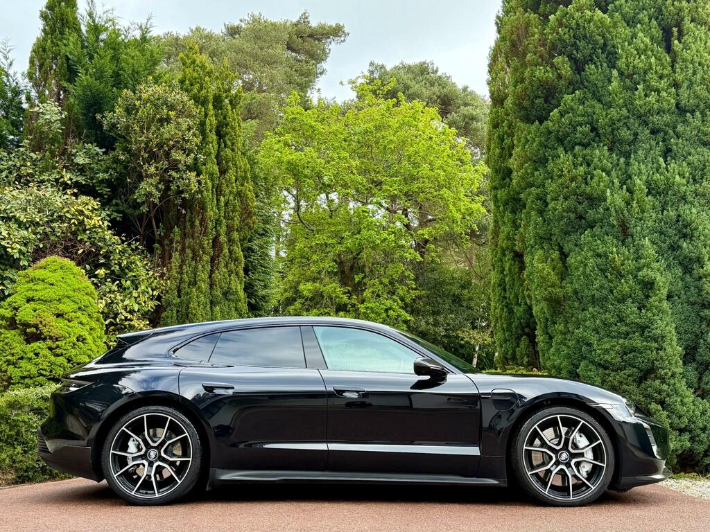 Porsche Taycan 4S Sport Turismo Huge Specification Sport Chrono P Black #5