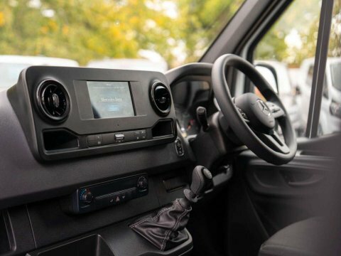 Mercedes-Benz Sprinter 2.0 315 Cdi White #2