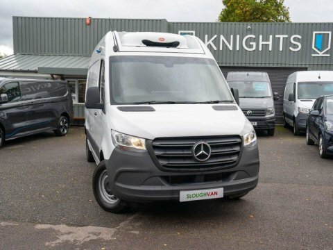 Mercedes-Benz Sprinter 2.0 315 Cdi White #4