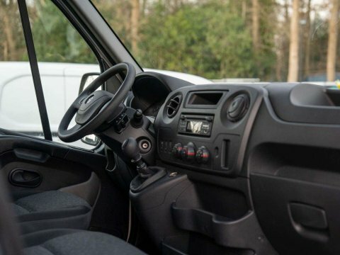 Vauxhall Movano 2.3L Cdti 3300 White #3