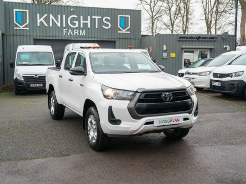 Toyota HILUX 2.4 D-4d Active CV22LCG White #6
