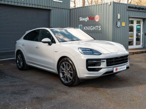 Porsche Cayenne 3.0 V6 E-hybrid Grey