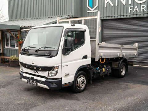 Mitsubishi Fuso Canter 3C13 2800 Tipper White #4
