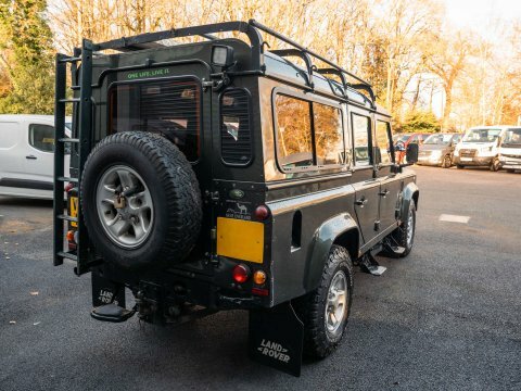 Land Rover Defender Xs Station Wagon VX57HXH Green #5