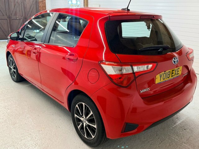 Toyota Yaris 1.5 Vvt-h Icon Tech Hatchback Hybrid E- YO18EXE Red #3
