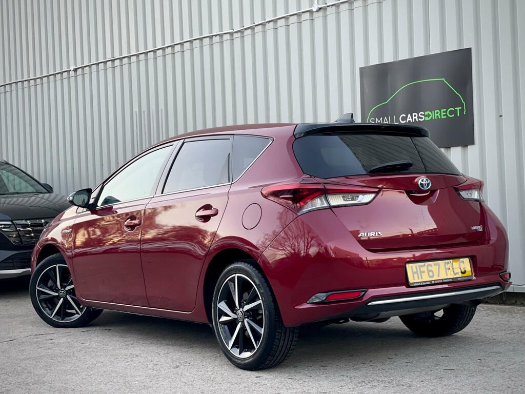 Toyota Auris Hybrid HF67FLG #2