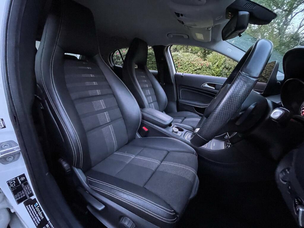 Mercedes-Benz GLA Class Petrol HT19FWR #6