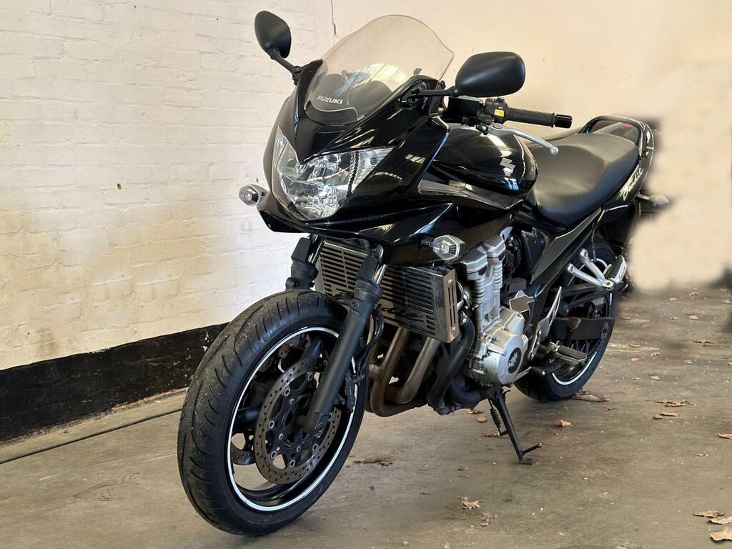 Suzuki  Gsf650 K5 Original Bike 14K Fsh 3 Owners Stunning Black #2