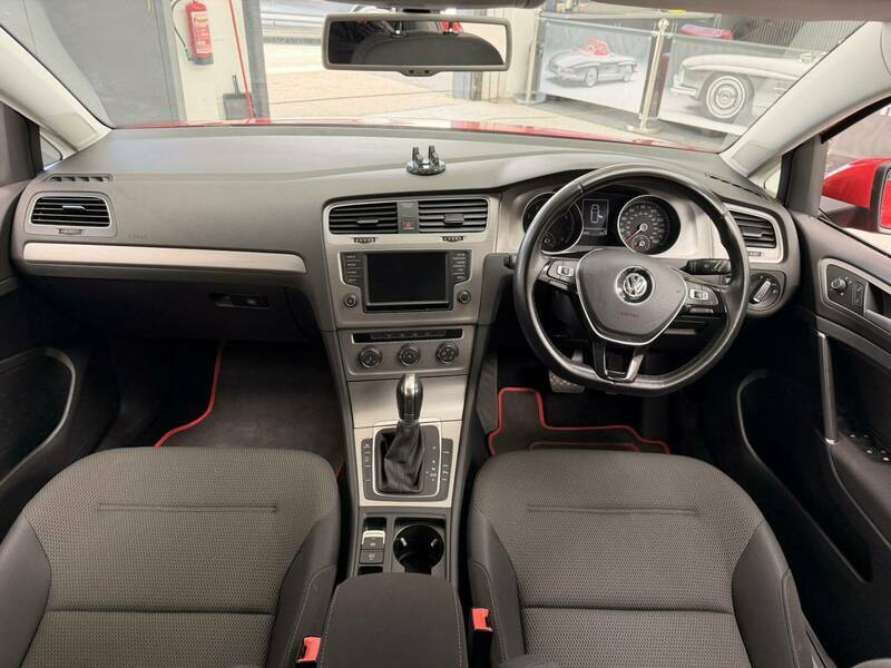 Volkswagen Golf Match Tsi Bluemotion Technology GD65VVB Red #3