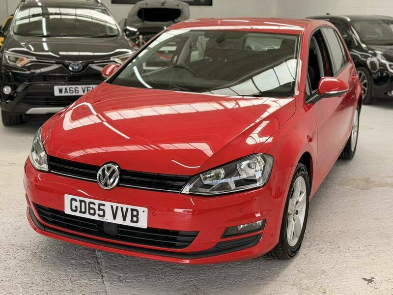 Volkswagen Golf Match Tsi Bluemotion Technology GD65VVB Red #2