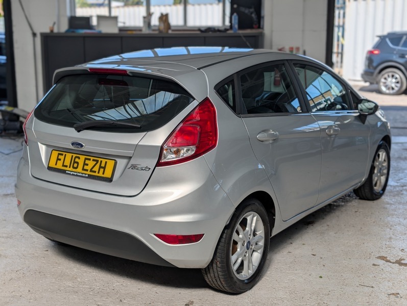 Ford Fiesta Zetec FL16EZH Silver #5