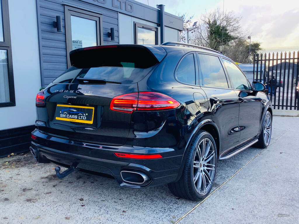 Porsche Cayenne Tiptronic S SM08GAM Black #3