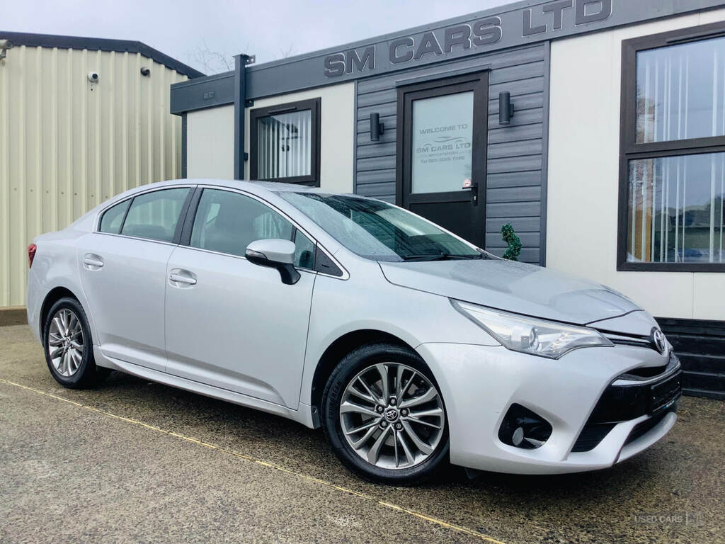 Toyota Avensis 2.0D Business Edition Silver