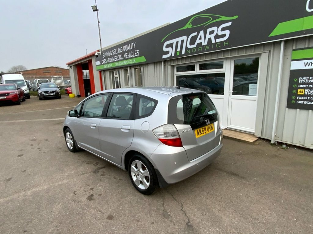Honda Jazz 1.4L Es Silver #2
