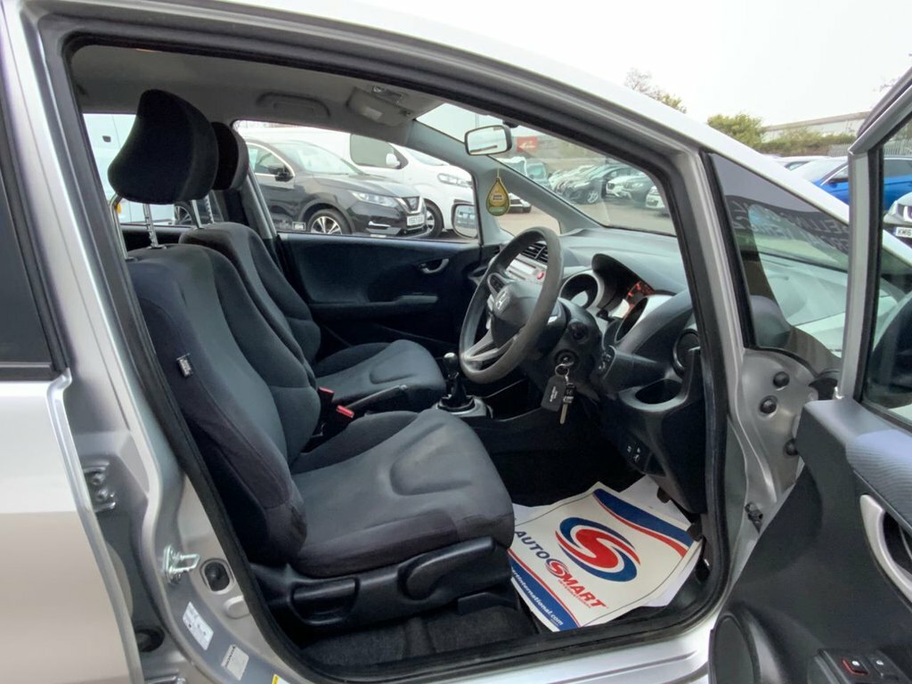 Honda Jazz 1.4L Es Silver #6